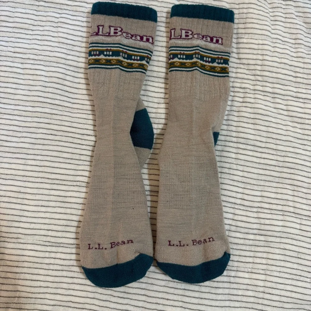 LL BEAN Hiking Logo Socks